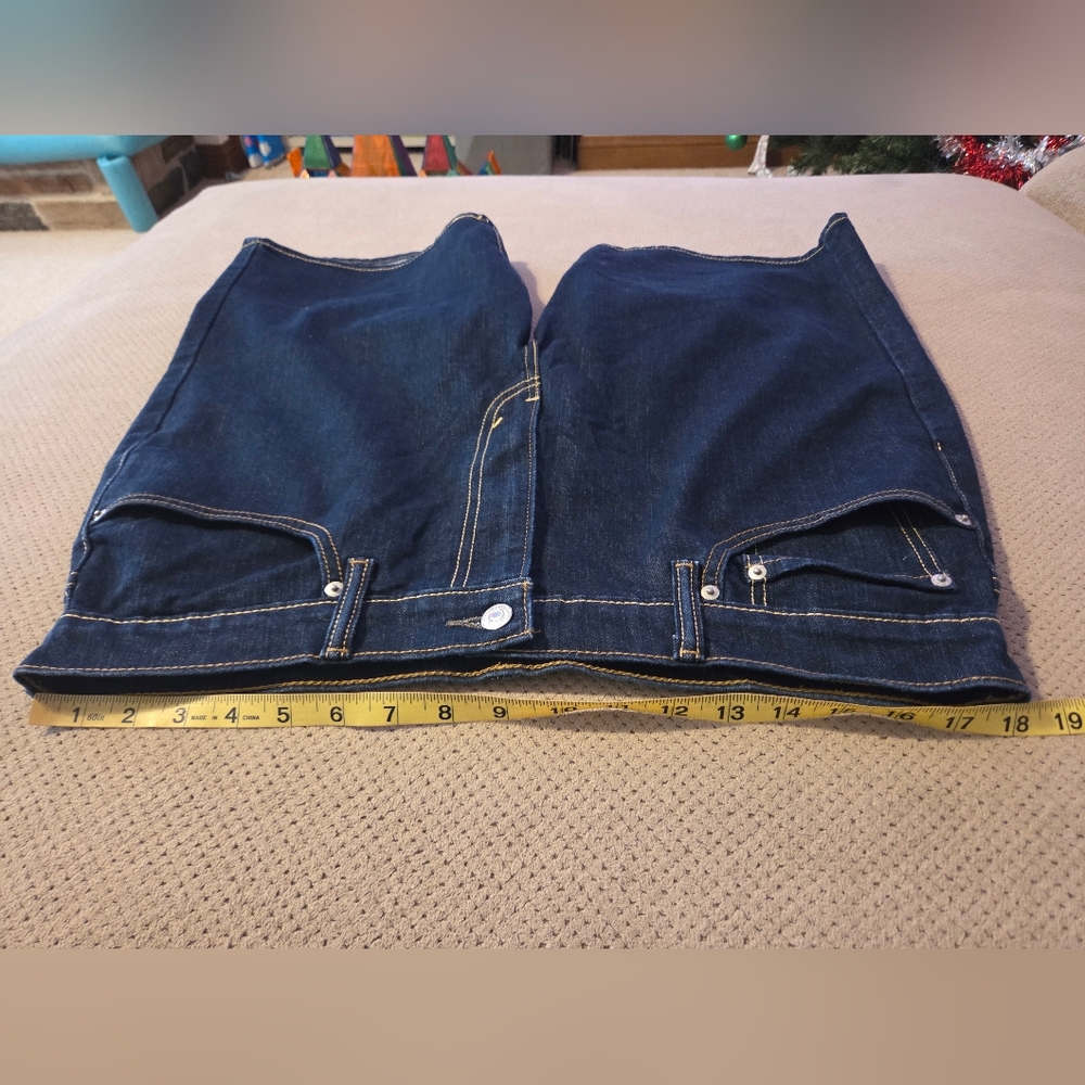Levi's 505 men's W36 jean shorts dark wash Levi Strauss Preowned jean shorts. - Picture 4 of 11